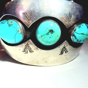 Native sterling silver shadow box set turquoise cuff bracelet Navajo old…